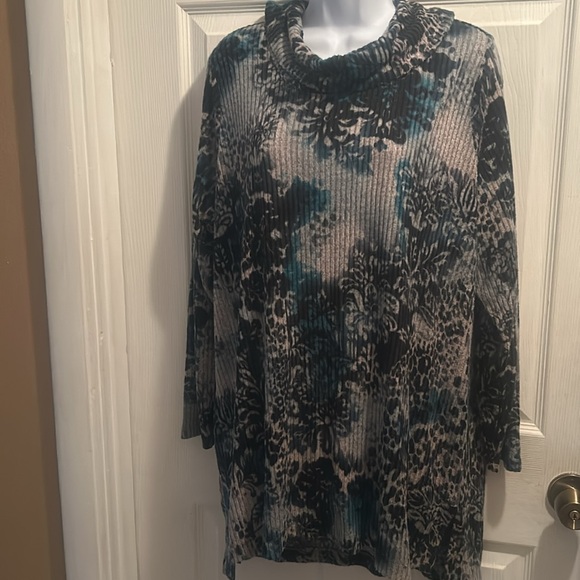 Grace Women’s Cowl Neck Floral Sweater - Picture 2 of 7